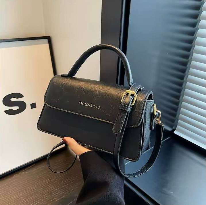 Small leather bag