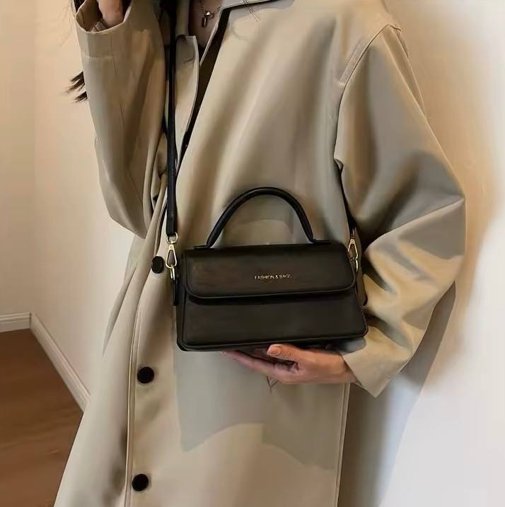 Small leather bag