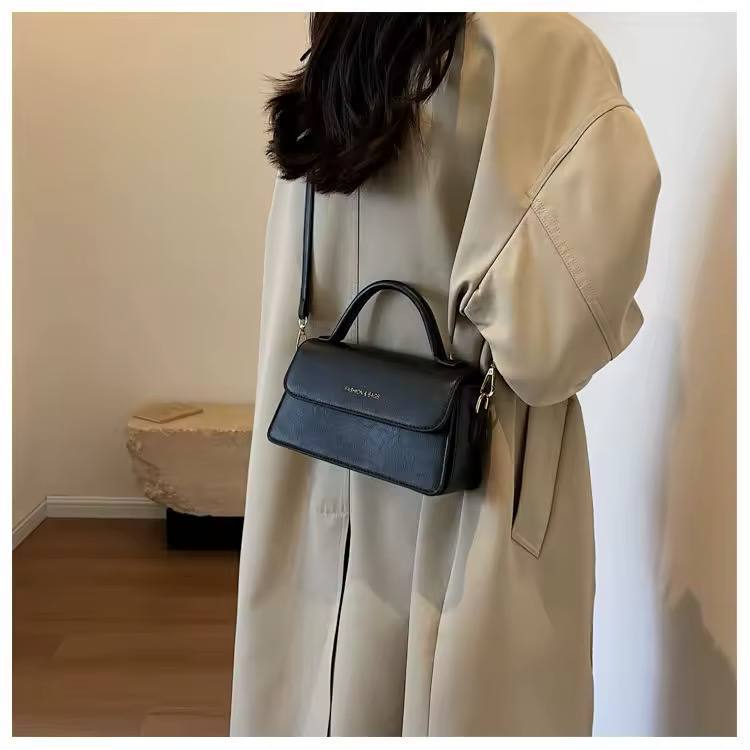 Small leather bag